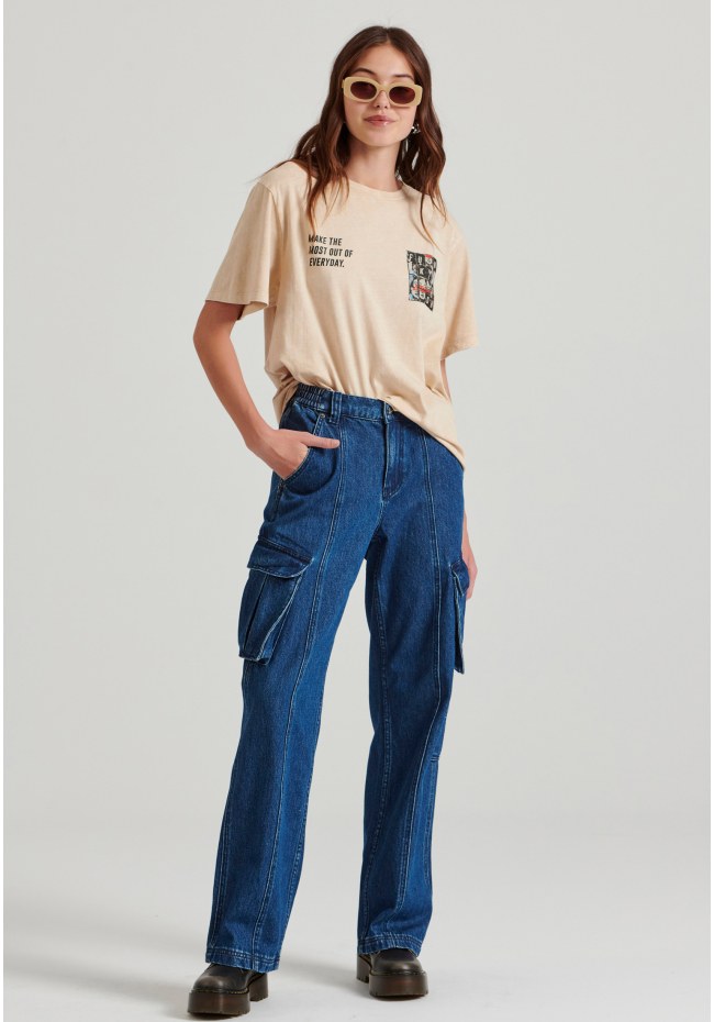 Relaxed fit garment dyed t-shirt με τύπωμα στην πλάτη
