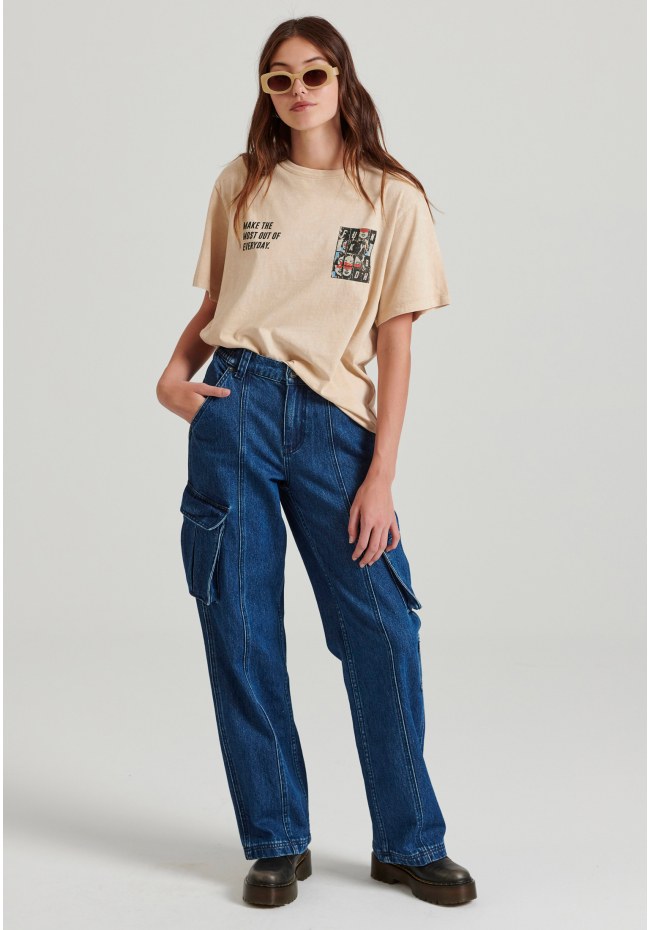 Relaxed fit garment dyed t-shirt με τύπωμα στην πλάτη