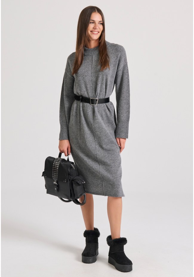 Relaxed fit μίντι πλεκτό φόρεμα με πλαϊνά σκισίματα