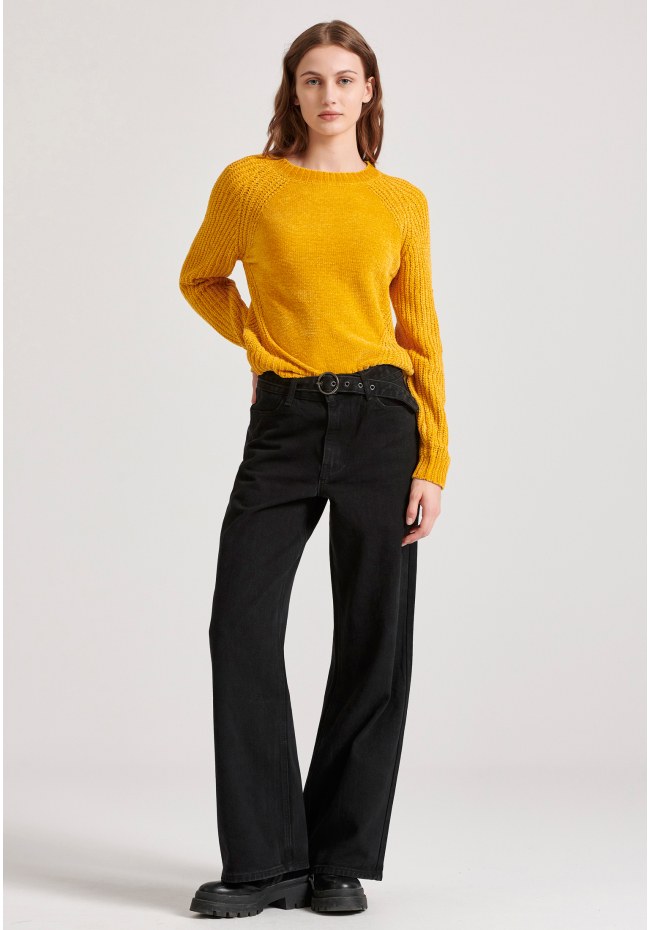 Σενίλ πουλόβερ με στρογγυλή λαιμόκοψη