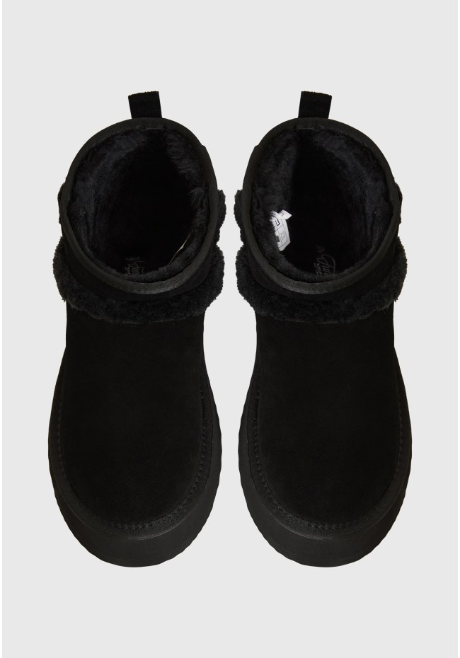 Women's suede boots