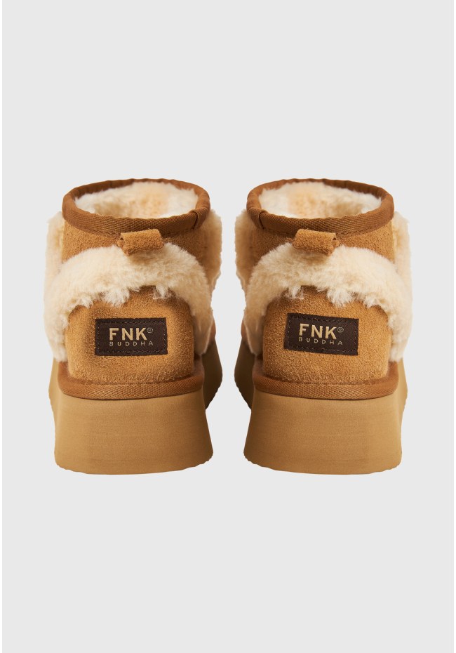 Γυναικεία μποτάκια από καστόρι