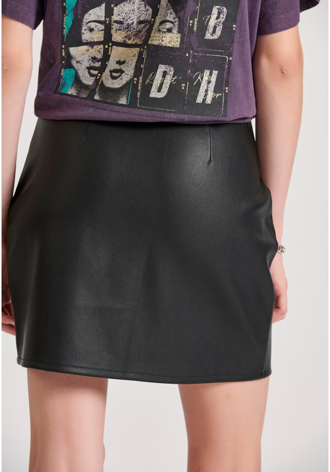 Mini φούστα από οικολογικό δέρμα (PU)