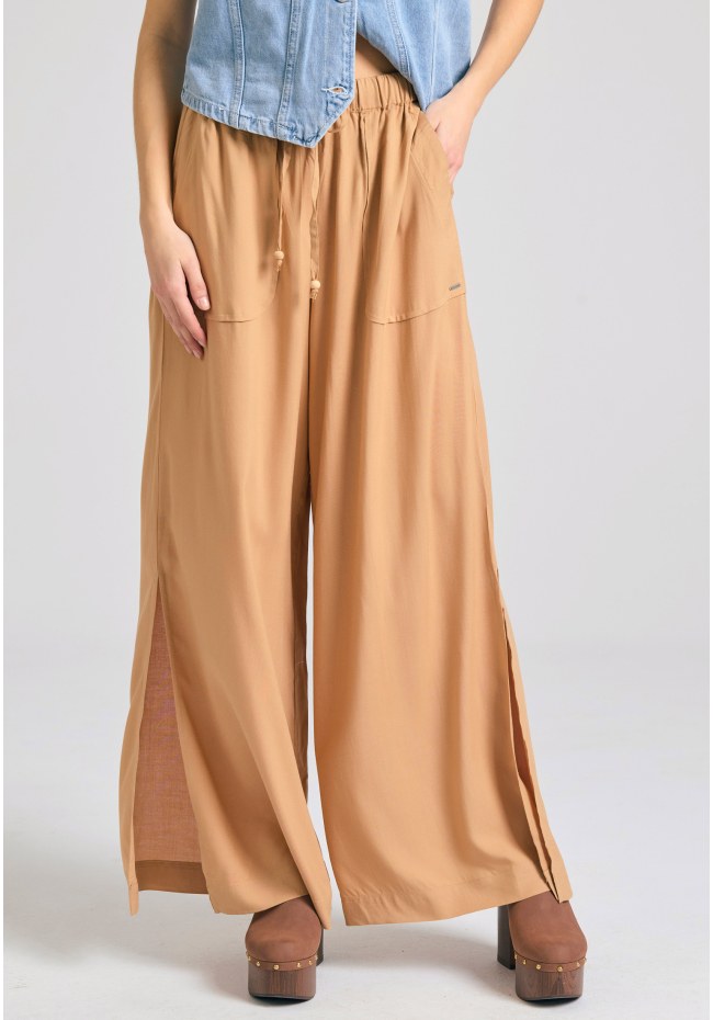 Loose fit παντελόνα από βισκόζη