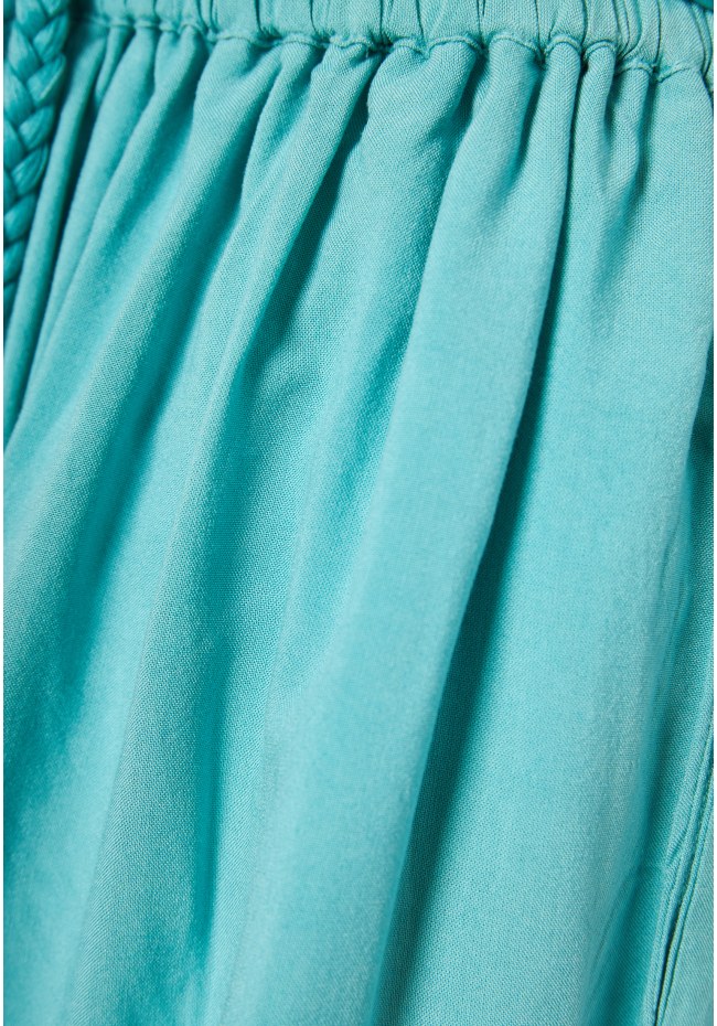 Loose fit σορτς με κορδόνι και βολάν στη μέση