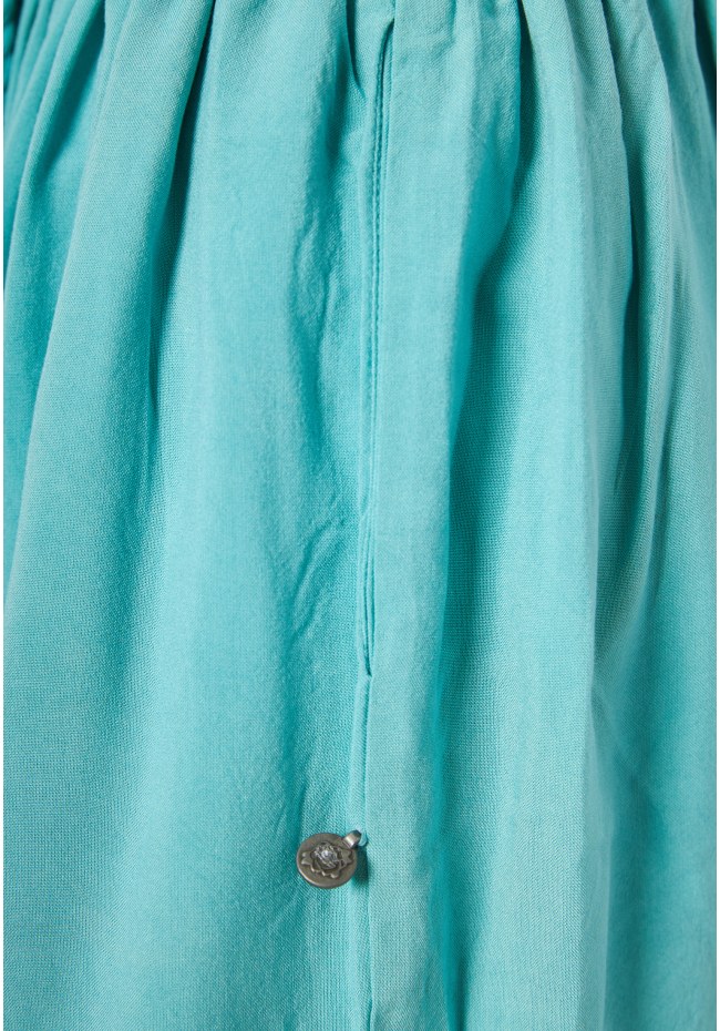 Loose fit σορτς με κορδόνι και βολάν στη μέση