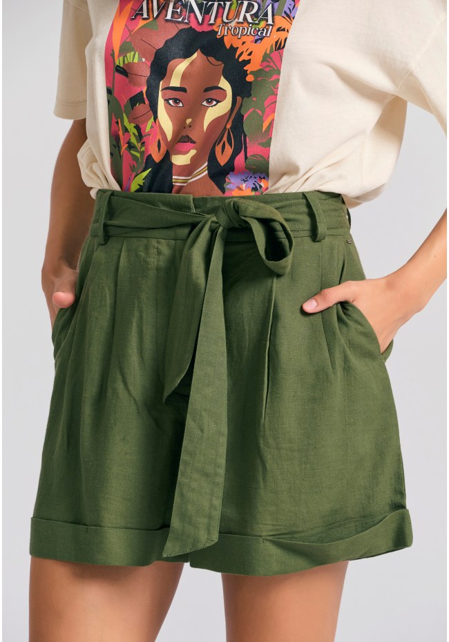 Loose fit linen blend σορτς με πιέτες και ζώνη