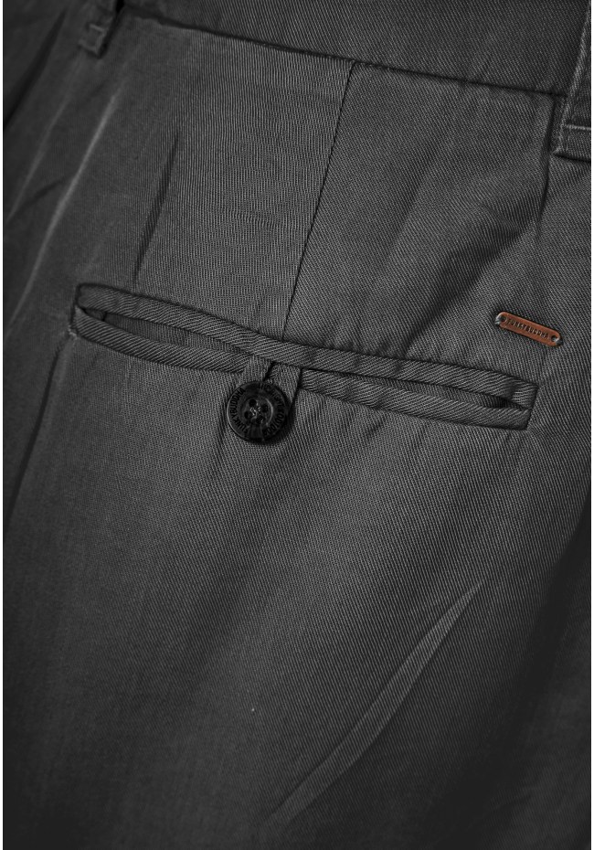 Lyocell garment dyed σορτς με πιέτες