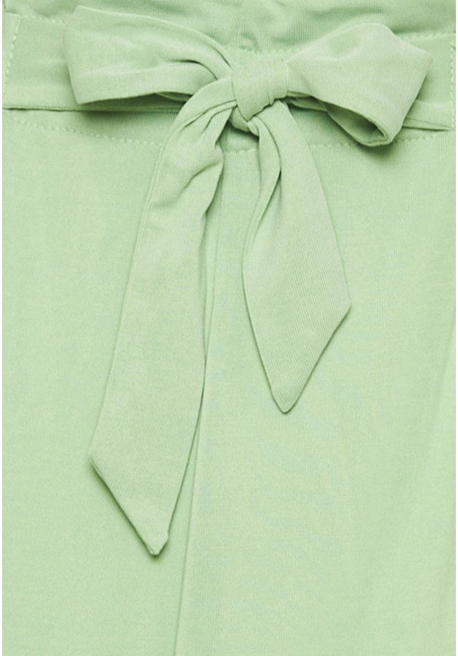 Loose fit σορτς με δέσιμο μπροστά