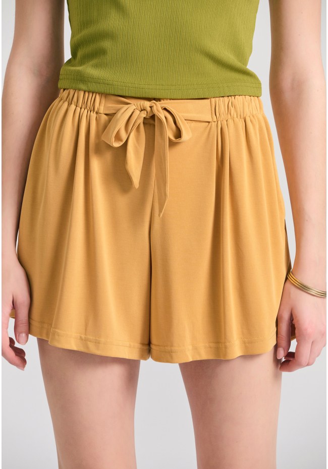 Loose fit σορτς με δέσιμο μπροστά