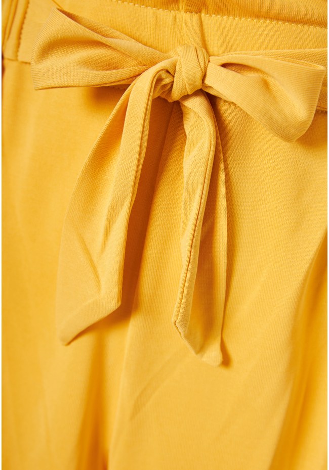 Loose fit σορτς με δέσιμο μπροστά