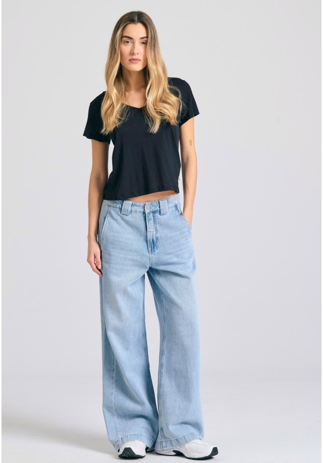 Women's V-neck cotton t-shirt