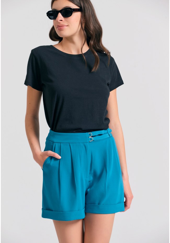 Loose fit σορτς με πιέτες στη μέση