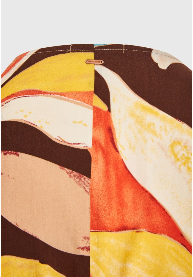 Εμπριμέ κρουαζέ τοπ σε ethnic look