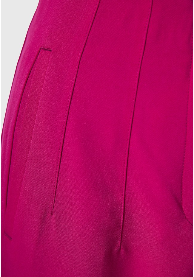 Loose fit παντελόνι με πιέτες στη μέση