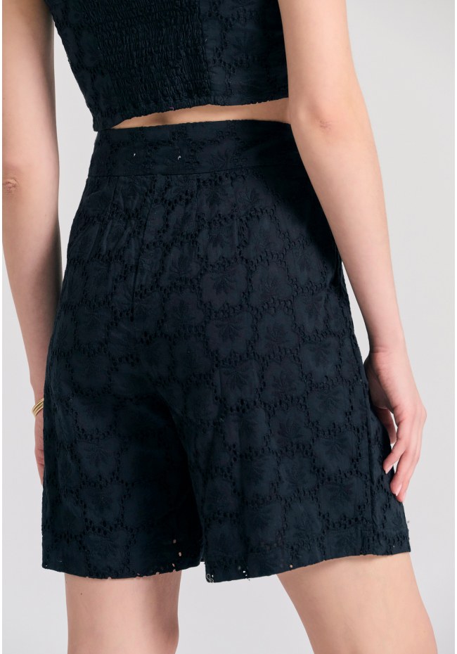 Γυναικεία embroidery βερμούδα με πιέτες