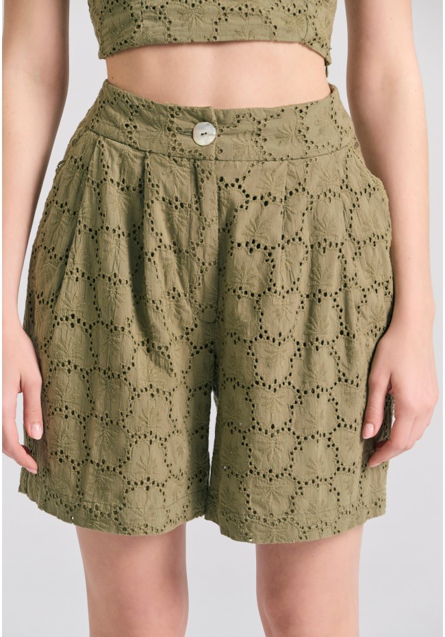 Γυναικεία embroidery βερμούδα με πιέτες