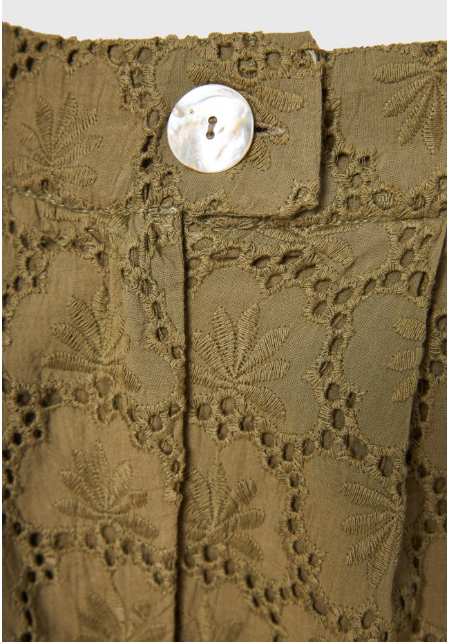 Γυναικεία embroidery βερμούδα με πιέτες