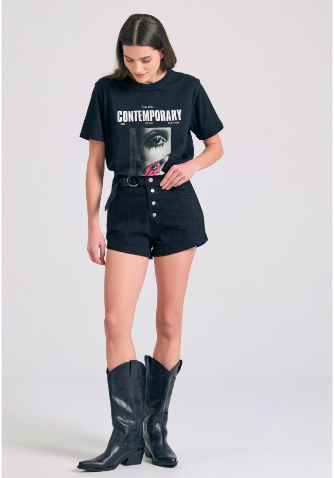 Loose fit t-shirt wirh illusion photographic print