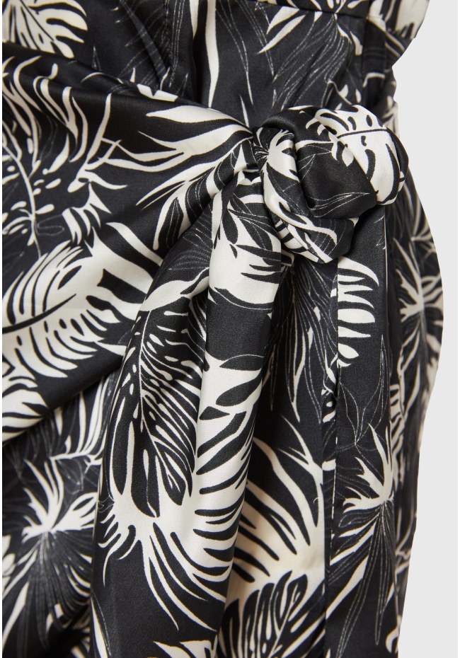 Off-shoulder εμπριμέ φόρεμα με πλαϊνό δέσιμο