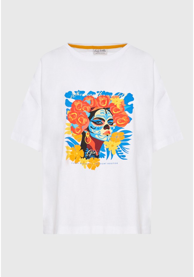 Loose fit t-shirt with colorful photographic print