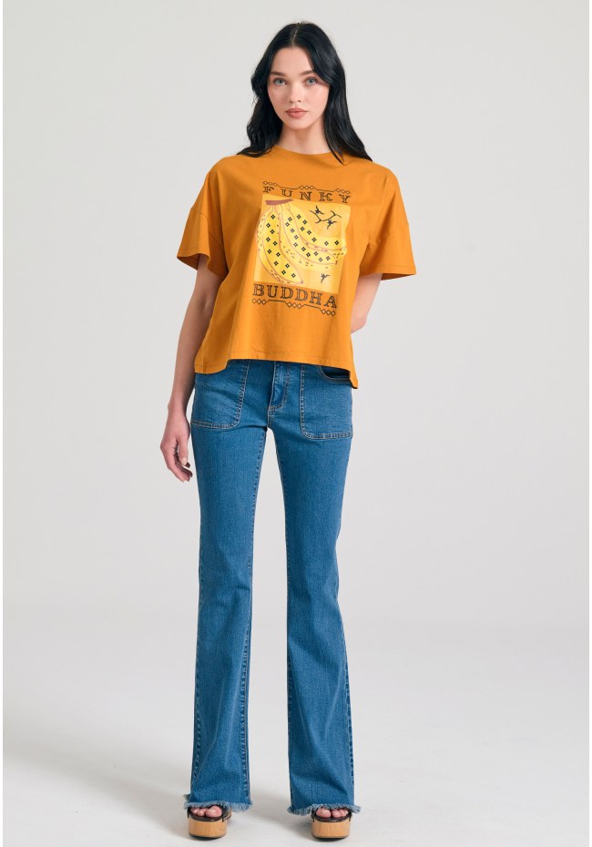 Women's loose fit organic cotton chest printed t-shirt