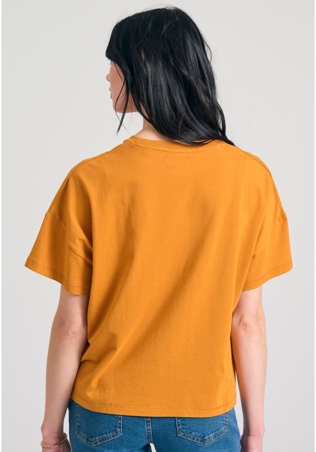 Women's loose fit organic cotton chest printed t-shirt