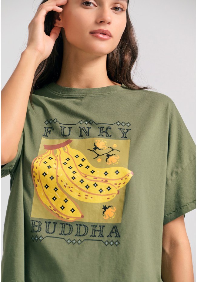 Women's loose fit organic cotton chest printed t-shirt