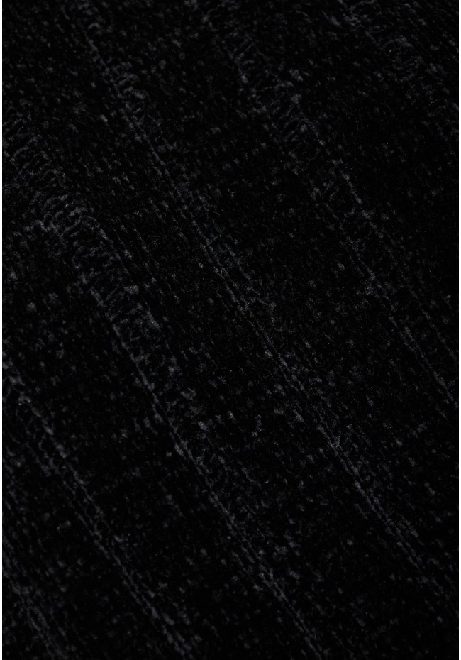 Women's knitted sweater with ribbed finish