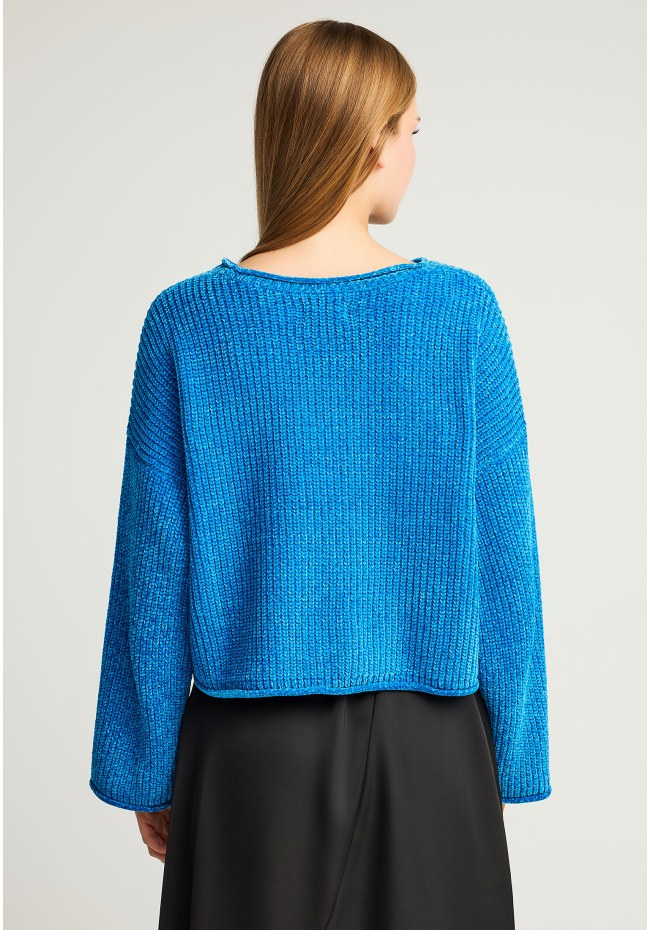 Women's chenille knitwear