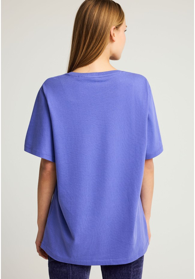  Women's graphic t-shirt