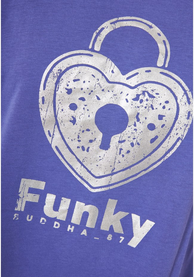  Women's graphic t-shirt