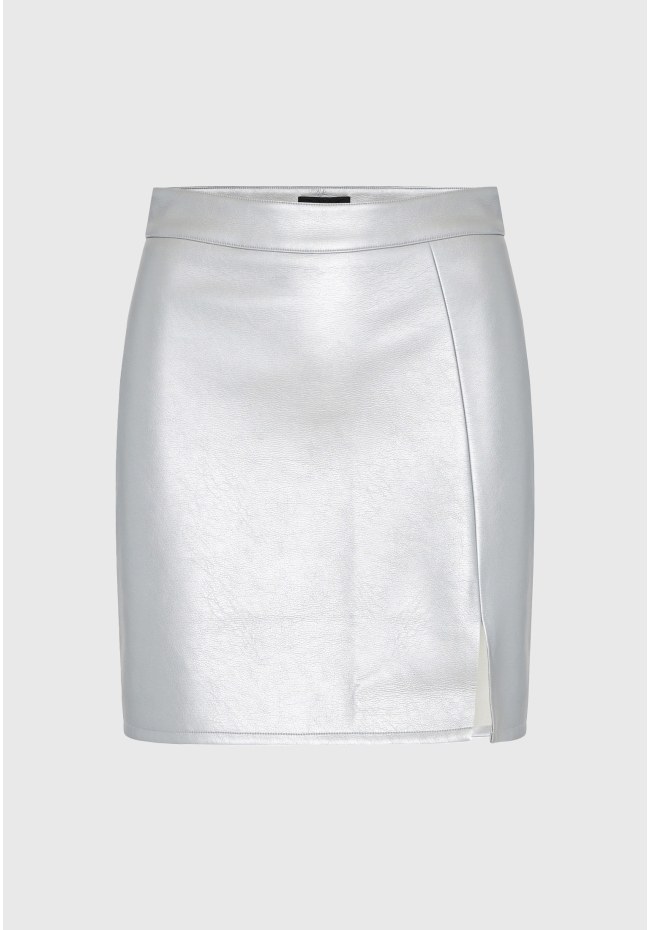 Μίνι φούστα σε ίσια γραμμή