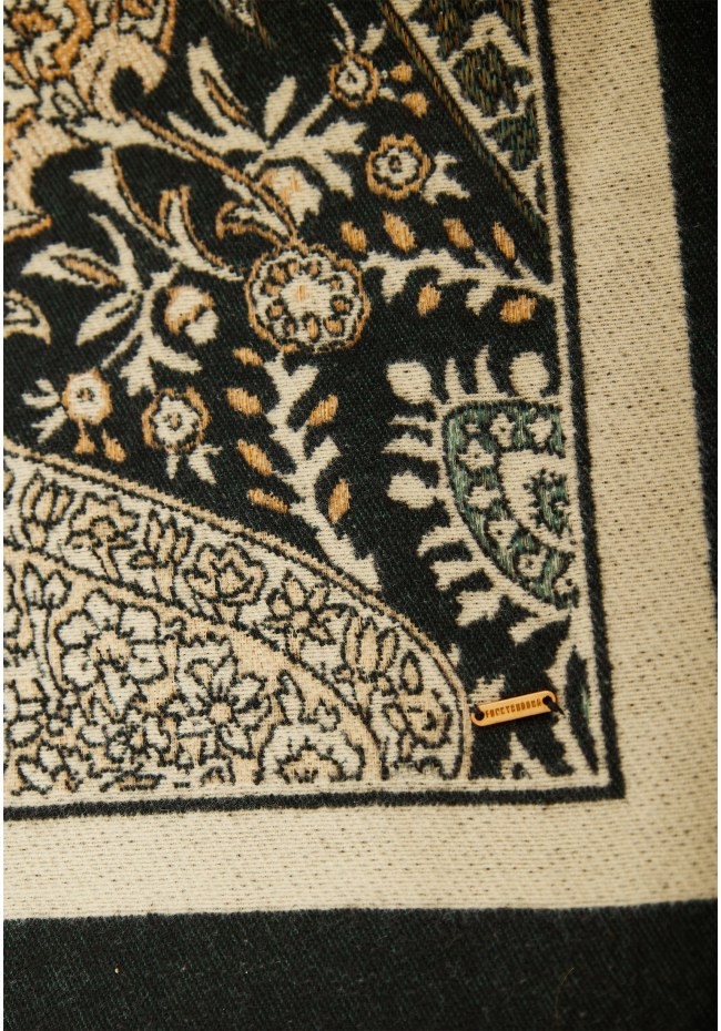 Women's scarf