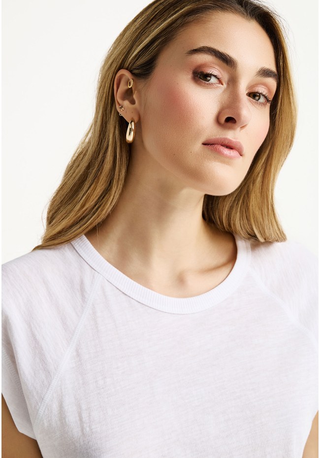 Women's T-shirt - The basics collection