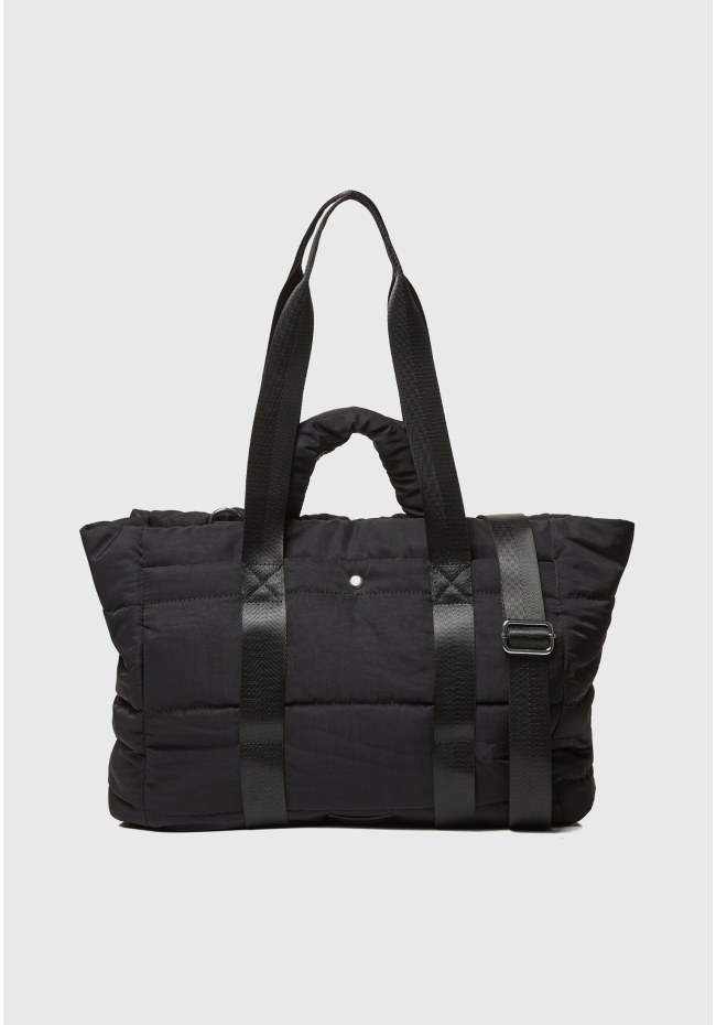 Women's quilted shoulder bag