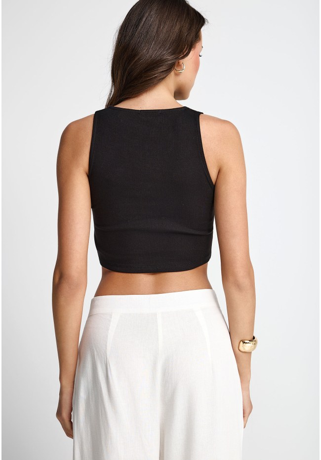 Crop top με κοψιματα μπροστα