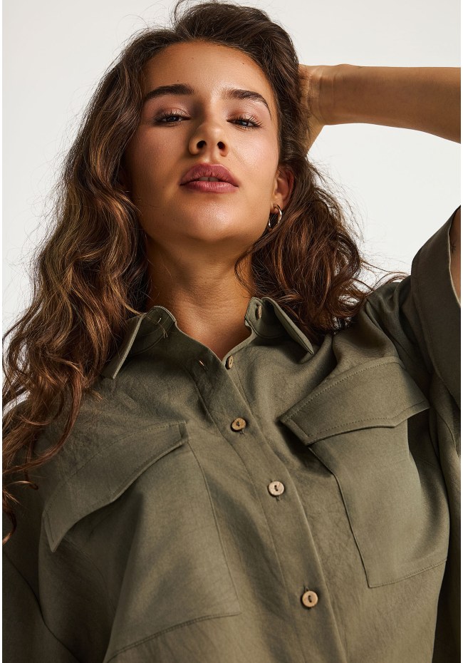 Women's casual shirt