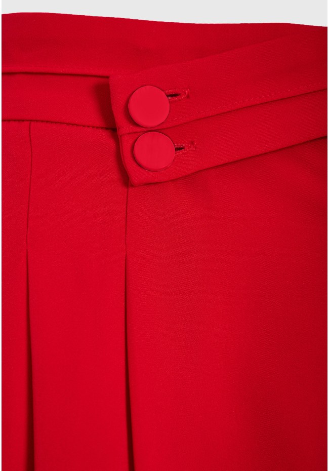 Regular fit σορτς με πιέτες στη μέση
