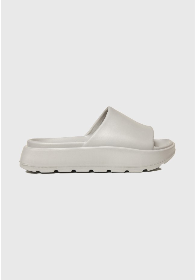 Women's flip flops