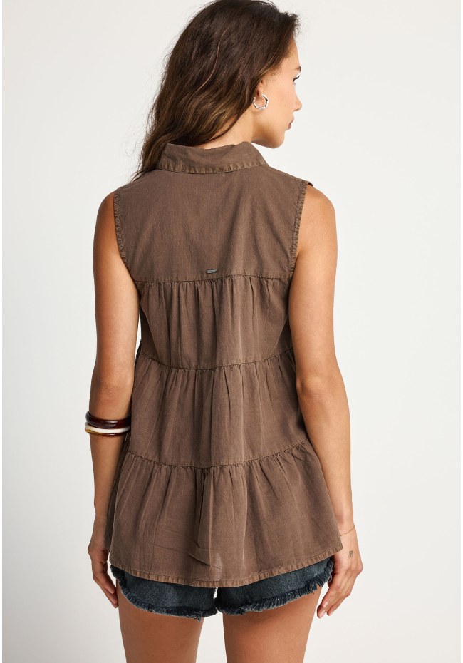 Women's shirt with ruffles