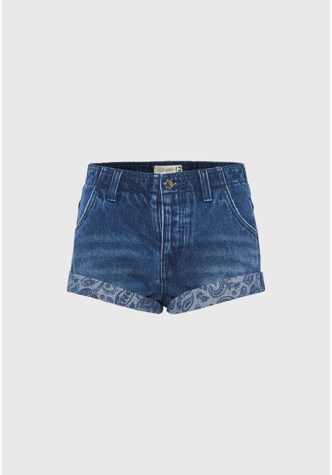 Women's denim shorts with turn-up hem