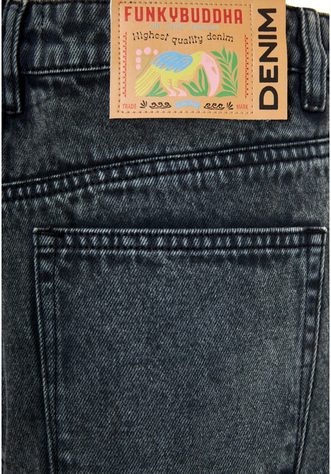 Low-rise denim shorts