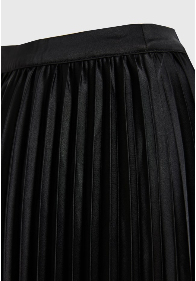 Women's midi pleated skirt