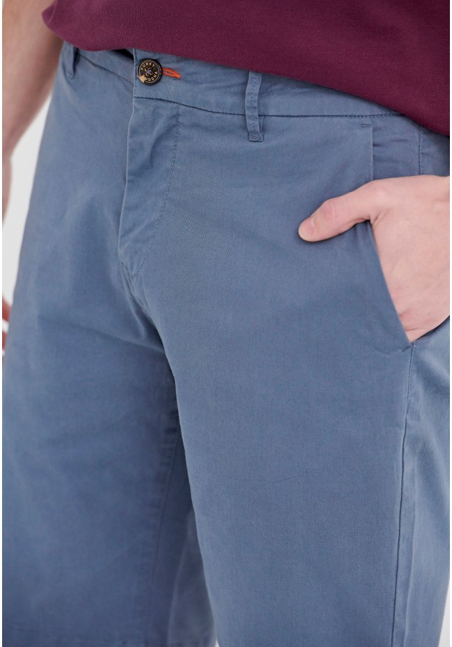 Essential chino shorts