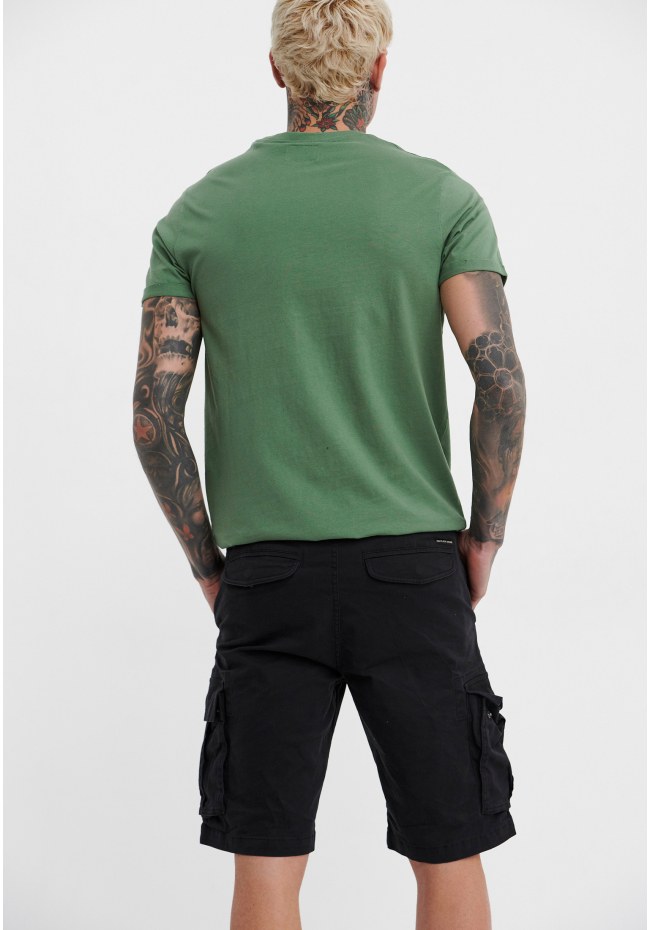 Essential cargo βερμούδα