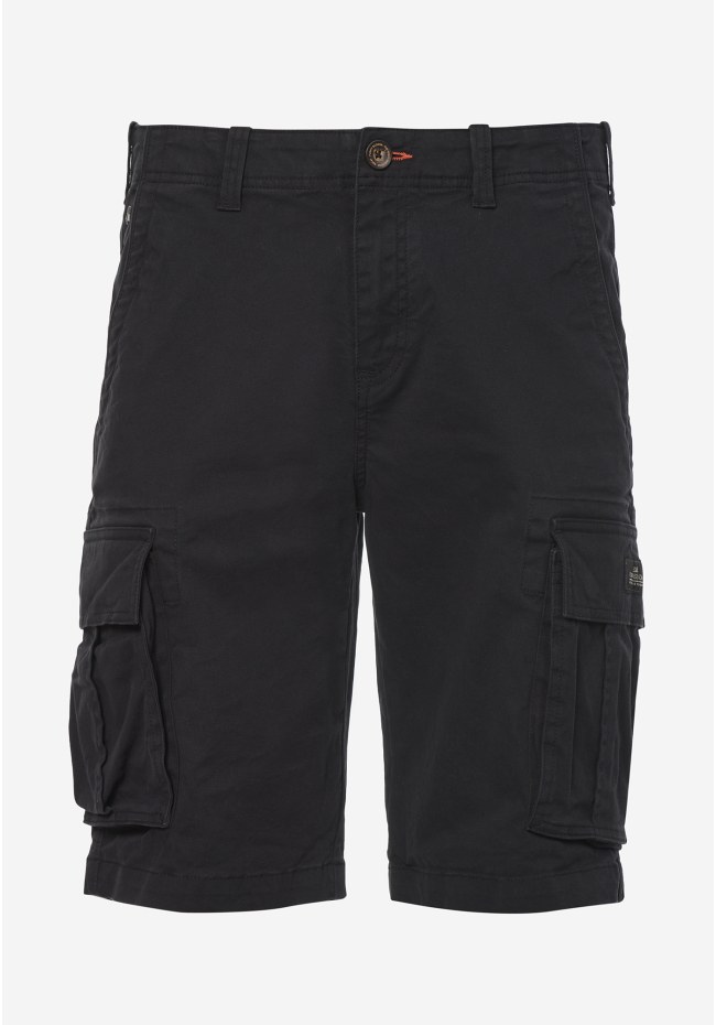 Essential cargo βερμούδα