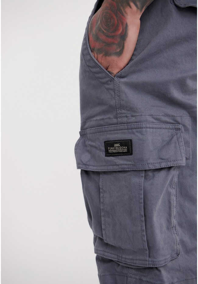 Essential cargo βερμούδα