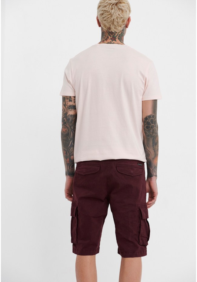 Essential cargo βερμούδα