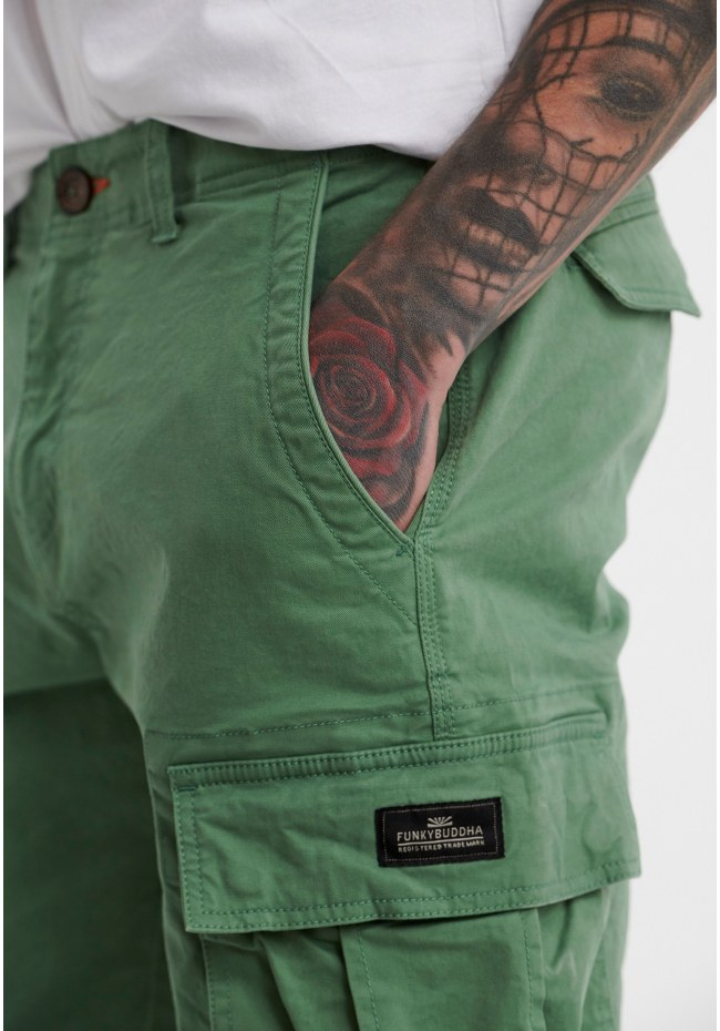 Essential cargo βερμούδα